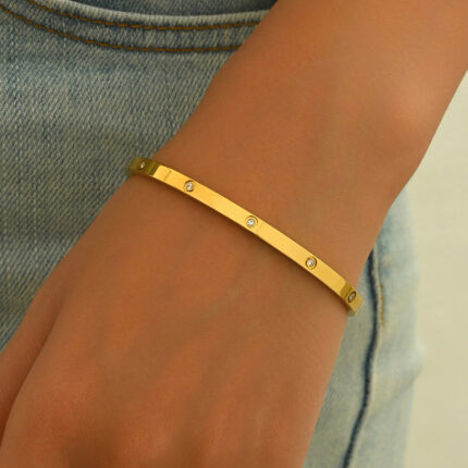 Lxalry 18K Gold Plated Stainless Steel Minimalist Bracelet Hypoallergenic Circle Rhinestone Jewelry  Secure Inlay Tarnish Free Design Skin Safe Luxury Gift For Her Golden Hour Glow, Everyday Wear A
